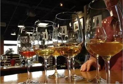 案例解析 當(dāng)農(nóng)業(yè)邂逅美國(guó)特色小鎮(zhèn)的靈魂——葡萄酒銷售